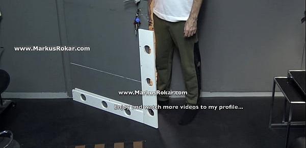 Share my Wife to Blowjob Delivery Man